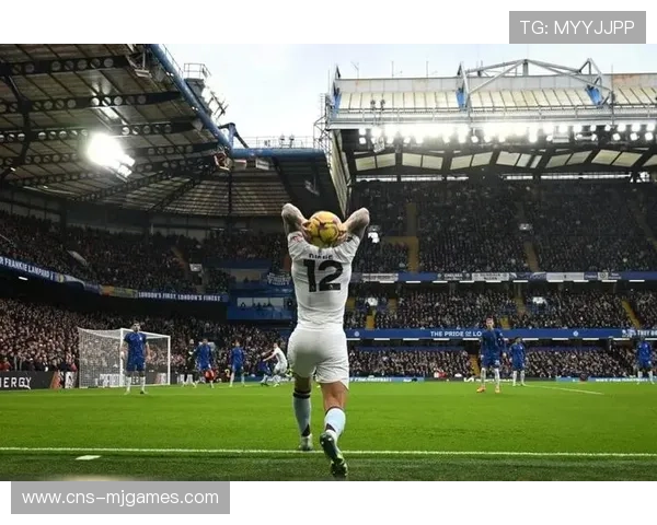 英超外籍球员潮催生战术融合,技术流与力量派并存提升观赏性 英超外籍球员潮催生战术融合,技术流与力量派并存提升观赏性