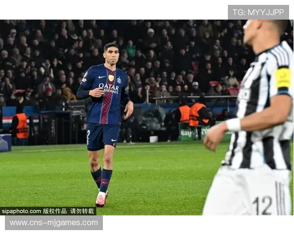 巴黎官方发布伤情报告:恩贾恩图、法比安、马尤卢缺阵对阵雷恩 巴黎官方发布伤情报告:恩贾恩图、法比安、马尤卢缺阵对阵雷恩